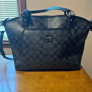 Coach shoulder bag